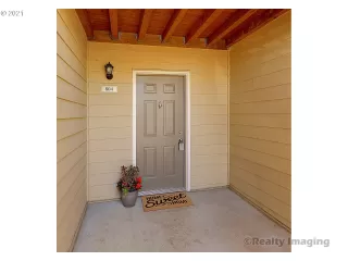 Photo #3: 21043575 Listing