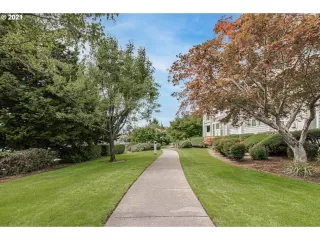 Photo #1: 21044534 Listing 