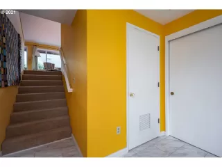 Photo #3: 21046517 Listing 