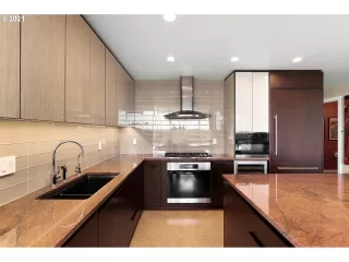 Photo #6: 21046840 Listing 