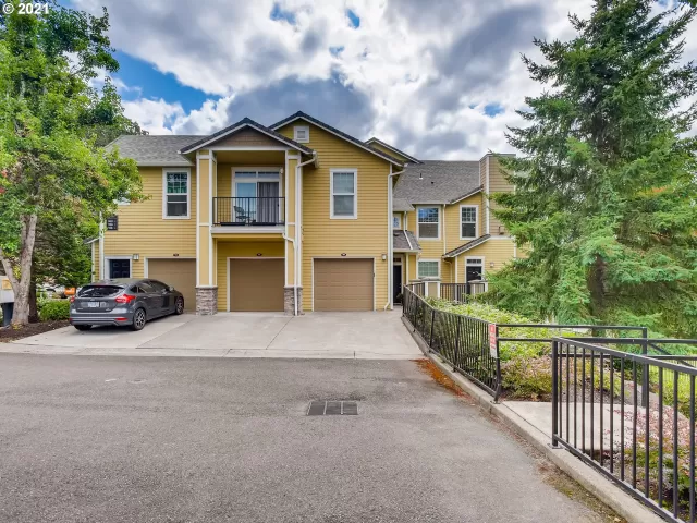 MLS: 21046916 Condo For Sale