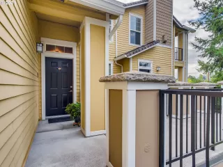 Photo #2: 21046916 Listing