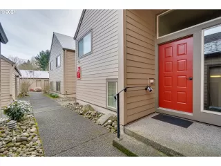 Photo #1: 21047516 Listing 