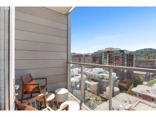 Photo #2: 21048212 Listing