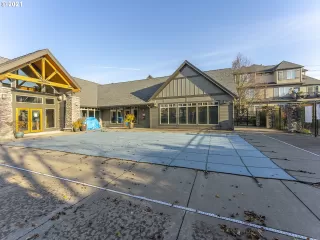 Photo #2: 21048845 Listing