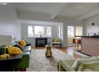 Photo #1: 21048944 Listing