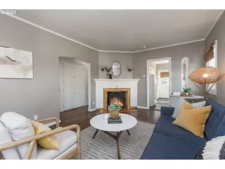 Photo #1: 21049167 Listing