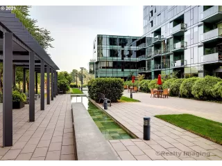 Photo #3: 21050109 Listing