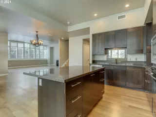 Photo #2: 21050455 Listing