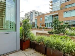 Photo #3: 21050455 Listing