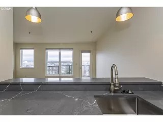 Photo #6: 21050817 Listing 