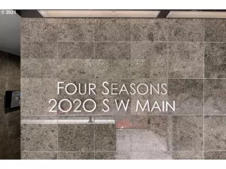 Photo #2: 21050882 Listing