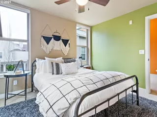 Photo #6: 21050904 Listing