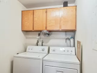 Photo #3: 21051589 Listing 