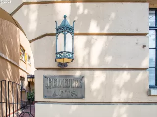 Photo #2: 21053024 Listing