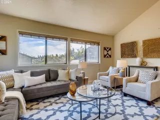 Photo #4: 21053347 Listing 