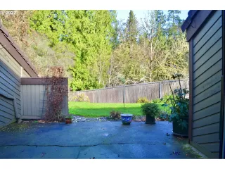 Photo #6: 21053750 Listing 