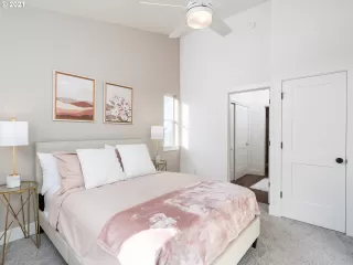 Photo #5: 21056930 Listing