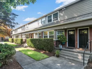 Photo #2: 21057377 Listing