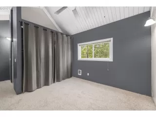 Photo #3: 21057619 Listing 