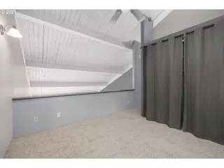 Photo #4: 21057619 Listing 