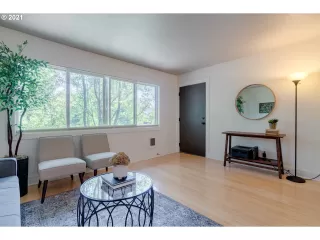 Photo #2: 21058120 Listing