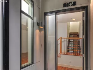 Photo #6: 21058450 Listing