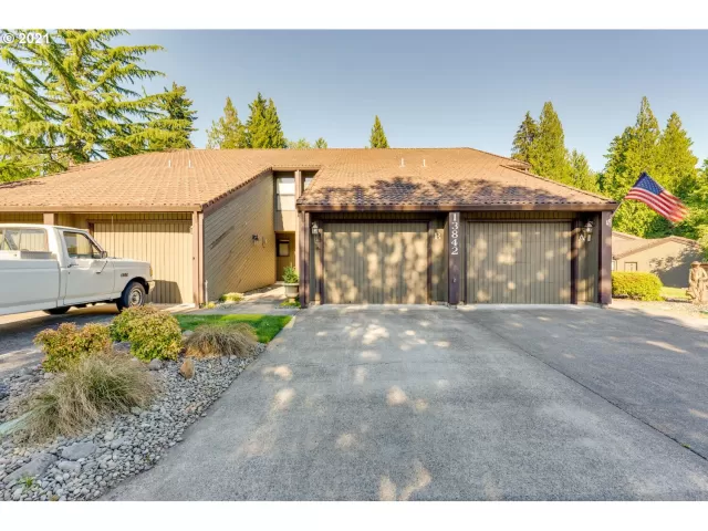 MLS: 21058663 Condo For Sale