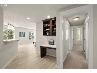 Photo #3: 21059187 Listing