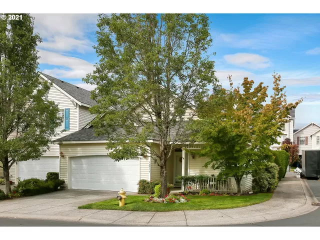 MLS: 21059578 Condo For Sale