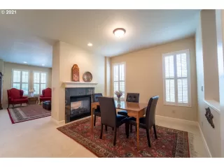 Photo #5: 21059673 Listing