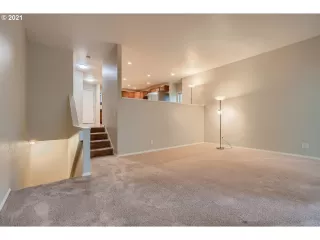 Photo #5: 21060207 Listing 