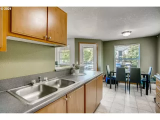 Photo #2: 21061170 Listing