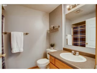 Photo #6: 21061170 Listing