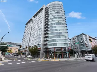 Photo #1: 21062108 Listing