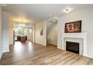 Photo #3: 21062685 Listing 