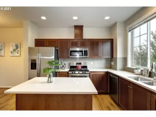 Photo #6: 21062685 Listing 