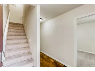 Photo #2: 21064471 Listing