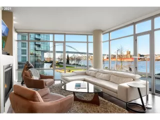 Photo #1: 21064975 Listing