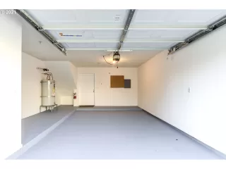 Photo #3: 21065201 Listing