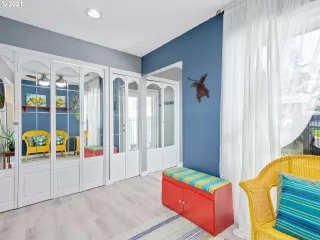 Photo #5: 21065239 Listing 