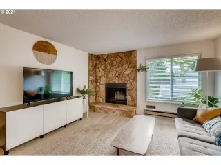 Photo #2: 21065570 Listing 