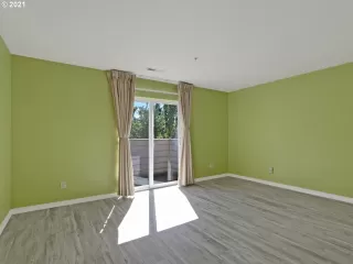 Photo #6: 21065700 Listing 