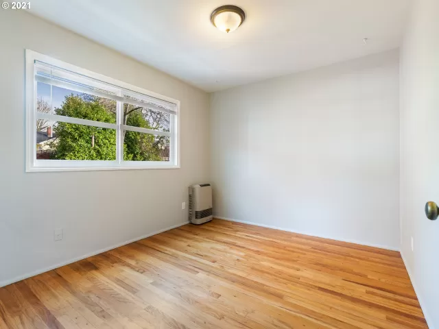 MLS: 21065911 Condo For Sale