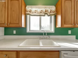 Photo #5: 21066461 Listing 