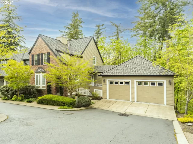 MLS: 21066528 Condo For Sale