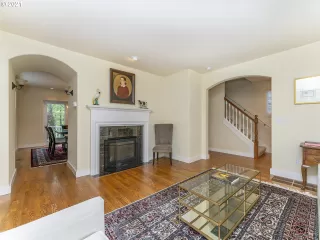 Photo #3: 21066528 Listing 