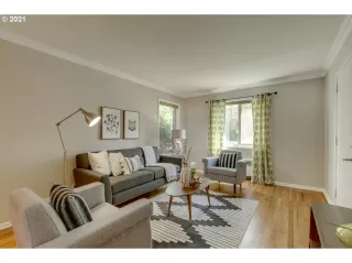 Photo #2: 21066811 Listing