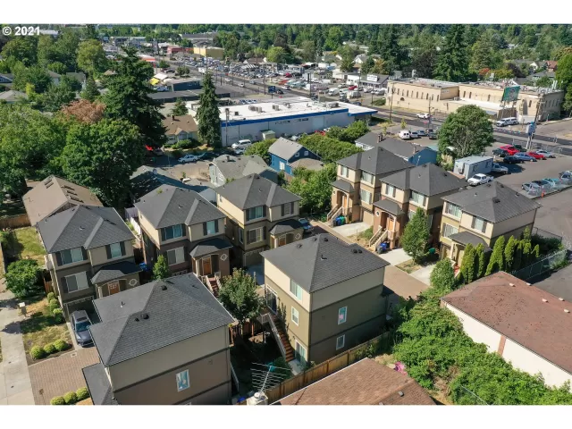 MLS: 21066936 Condo For Sale