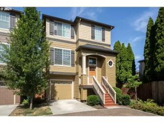 Photo #4: 21066936 Listing